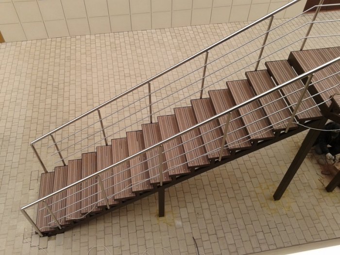 Изображение металлические каркасы лестниц